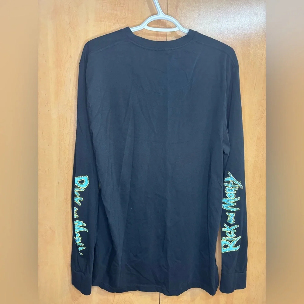Men’s shirt, long sleeves, Rick and Morty, Size large - Picture 2 of 3